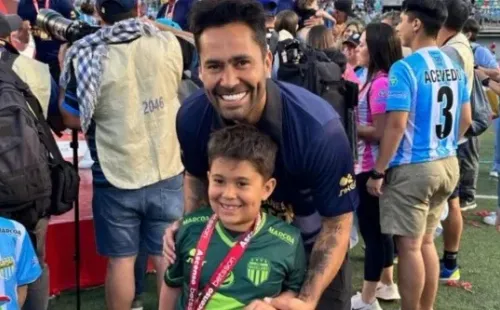 Luis Jiménez se retira del fútbol como campeón de la Primera B y con Magallanes a un paso de la Copa Chile. Foto: Agencia Uno