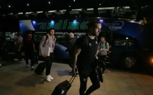 El plantel del Betis llega a Chile