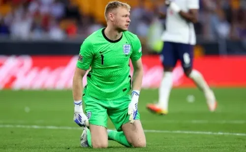 Ramsdale llama a jugar mejor en Qatar 2022 para compensar la falta de cerveza de los hinchas.