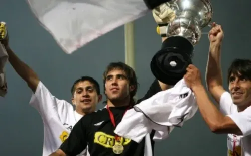 Bravo le dijo a Vidal que regresa a Colo Colo… pero deben hacerlo juntos (Archivo)