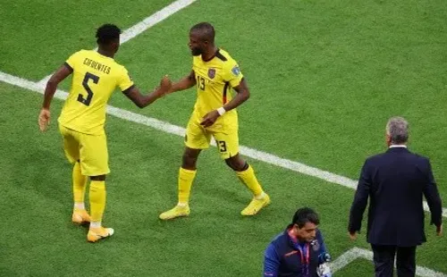 Enner Valencia salió reemplazado en los 77′, cuando le dejó su lugar a José Cifuentes. (Getty Images).