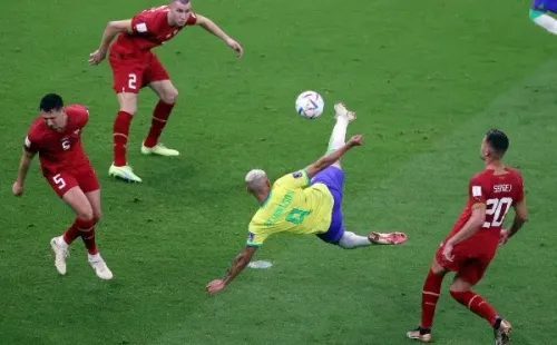 Richarlison metió el golazo hasta ahora de Qatar 2022: triunfo de Brasil ante Serbia en el debut.