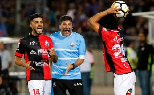 Gerardo Ameli suele vivir con mucho fervor las prácticas y los partidos. (Agencia Uno).