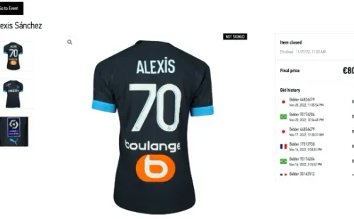 Así terminó la subasta de la camiseta de Alexis Sánchez.