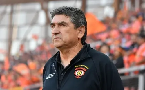 Emiliano Astorga lamenta la amarga derrota de Cobreloa en la final por el segundo ascenso.