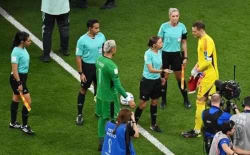 Neuer antes de enfrentar a Costa Rica, donde hizo historia en los Mundiales (Getty)