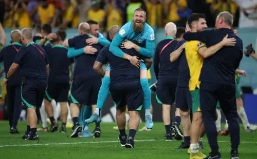 Así celebró Andrew Redmayne la clasificación de Australia a los octavos de final del Mundial de Qatar 2022. (Getty Images 2022).