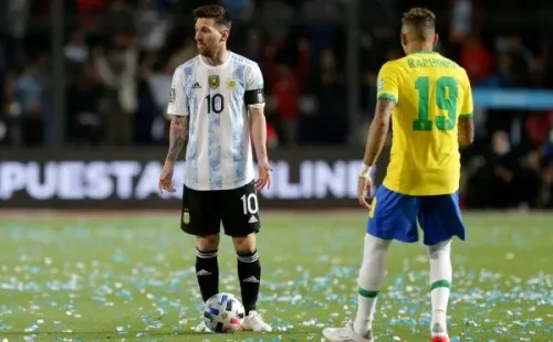 Lionel Messi y Raphinha…¿se volverán a enfrentar? (Getty Images).