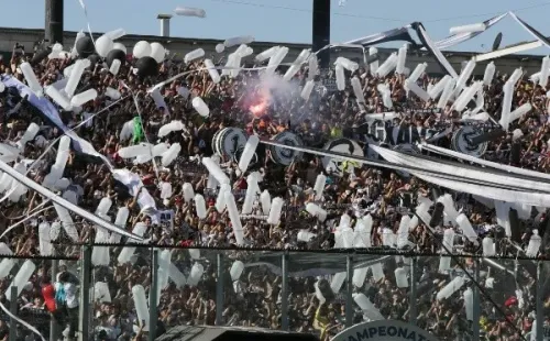 La hinchada de Colo Colo ve los precios aumentados para ir al estadio (Agencia Uno)
