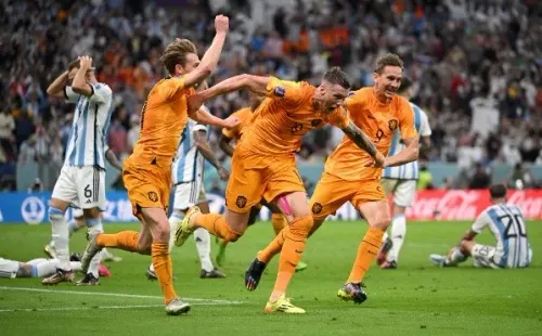 Weghorst estuvo cerca de ser el héroe de Países Bajos tras anotar los dos goles del empate ante Argentina. | Foto: Getty Images.