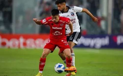 Matías Moya pasará de jugar en Ñublense a Colo Colo. | Foto: Agencia Uno