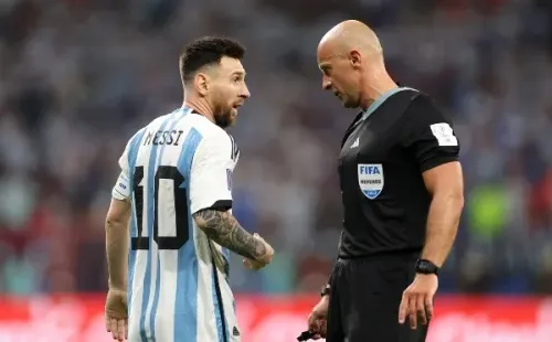 El juez estará bajo los ojos del mundo este domingo. Foto: Getty.
