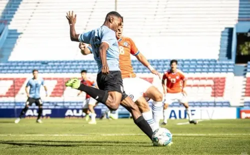 La Celeste venció a la Roja en Montevideo. | Foto: @Uruguay