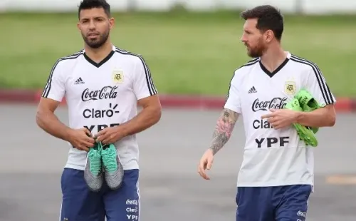 Sergio Agüero ha sido uno de los grandes amigos que el fútbol le ha dado a Lio Messi. | Foto: Getty Images.