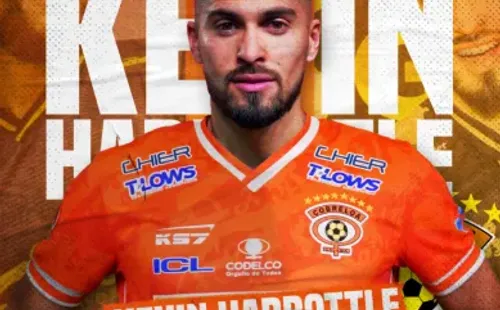 La gráfica de Cobreloa para anunciar a Kevin Harbottle. (Captura).