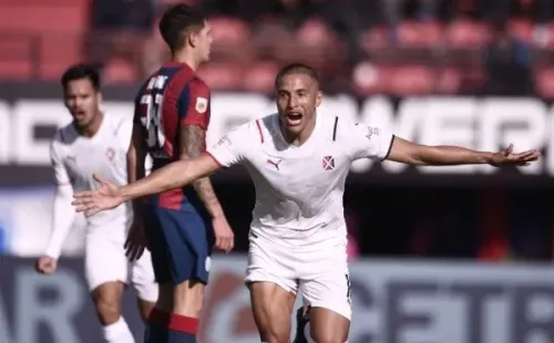 Benegas anotó 13 goles en Independiente durante la temporada 2022. | Foto: Archivo.