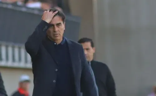 Quinteros está intranquilo por los refuerzos en Colo Colo (Agencia Uno)