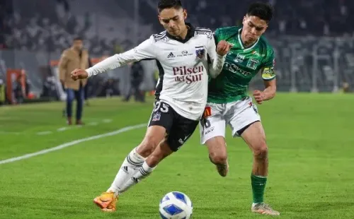 Joan Cruz espera aclarar su futuro para saber si seguirá en Colo Colo. Foto: Agencia Uno