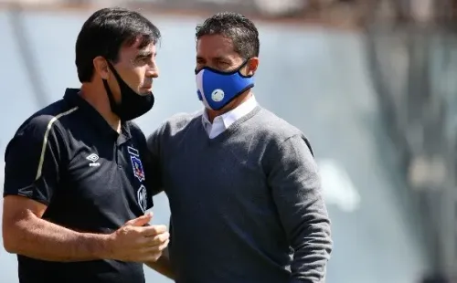 Gustavo Quinteros y Héctor Almandoz se enfrentaron cuando el Coio dirigía a Deportes Antofagasta. (Agencia Uno).