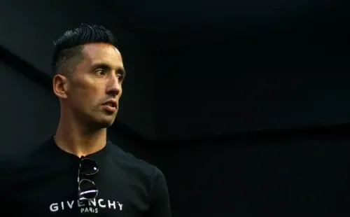 Lucas Barrios regresa al fútbol tras un retiro con elástico (Agencia Uno)