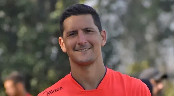 Burdisso se perederá parte importante de la pretemporada con la UC (Cruzados)