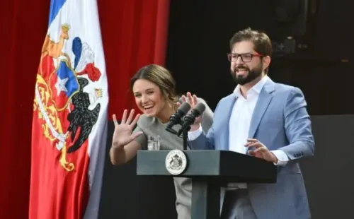 Irina Karamanos aclara el estado de su relación con el Presidente Boric.(Foto: UNO)