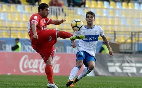 Ignacio Saavedra debutó en el 2018 en el primer equipo de Universidad Católica. | Foto: Agencia UNO.