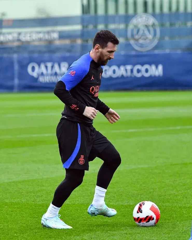 Messi vuelve al PSG tras ser campeón del mundo