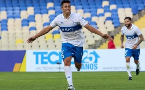 Alexander Aravena regresó a la UC con un golazo. Foto: Agencia Uno