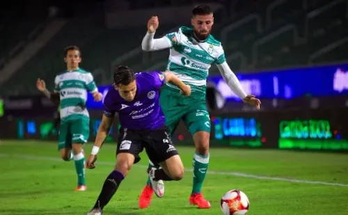 El pase de Jeraldino aún pertence al Santos Laguna (Foto: Agencia Uno)