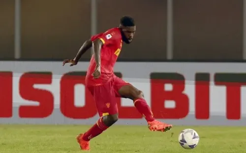Umtiti sufrió con el racismo en el último partido del Lecce. | Foto: Getty