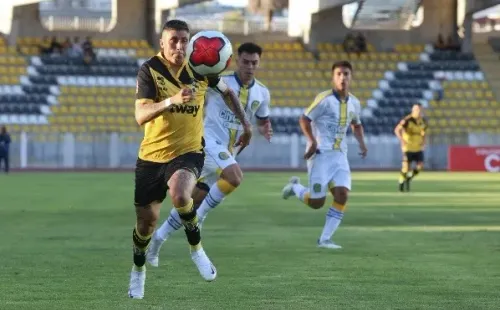 Farfán fue una de las figuras del triunfo de Coquimbo Unido ante Rosario Central. Foto: Comunicaciones Coquimbo Unido.