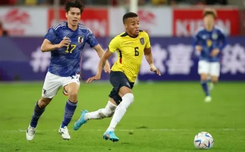 Byron Castillo en acción por Ecuador en un amistoso frente a Japón. (Getty Images).