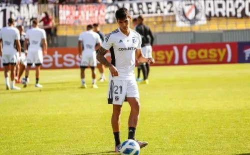 Erick Wiemberg en el trabajo precompetitivo al duelo de la Supercopa 2023 que Colo Colo perdió ante Magallanes en penales. (Guille Salazar).