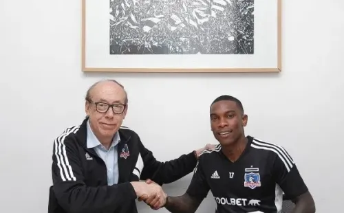 Fabián Castillo es el séptimo refuerzo de Colo Colo para el 2023. Foto: Comunicaciones Colo Colo.