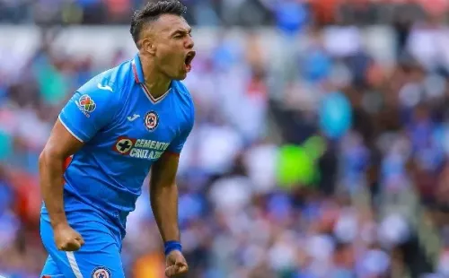 Iván Morales anotó un solo gol en su primer año con el Cruz Azul. | Foto: Getty Images.