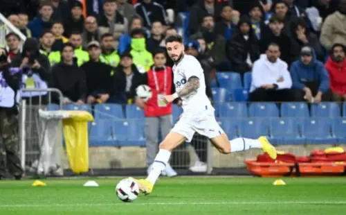 Jonathan Clauss en acción en el Olympique de Marsella. En Ligue 1 lleva un gol y siete asistencias. (Getty Images 2022).