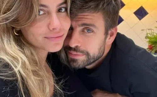 Piqué y su primera foto oficial con Clara Chía Martí. | Foto: Instagram