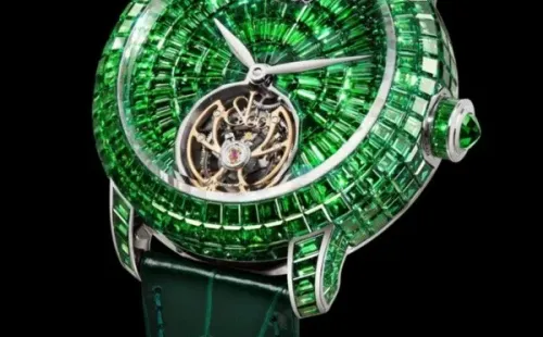 El lujoso reloj de Cristiano Ronaldo que vale 800 mil euros.