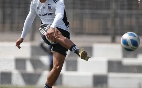 Damián Pizarro anotó un doblete y pide camiseta como el 9 de Colo Colo. Foto: Comunicaciones Colo Colo.