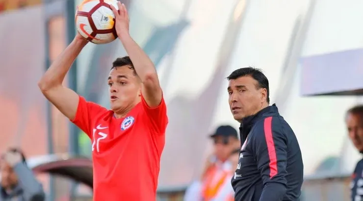 La selección chilena Sub 20 quedó eliminada en primera ronda en los dos Sudamericanos que dirigió Héctor Robles.    Foto: Agencia Uno
