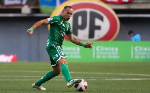 Marcelo Díaz jugó su primer partido en el sintético de La Florida. | Foto: Agencia UNO.