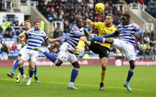 Sierralta tendrá que pasar, por lo menos, un mes fuera de las canchas. | Foto: Getty