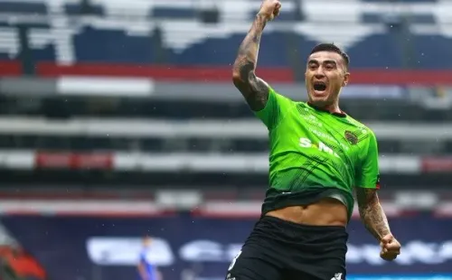 Darío Lezcano celebra uno de los 27 goles que marcó para el FC Juárez en la Liga MX. (Getty Images).