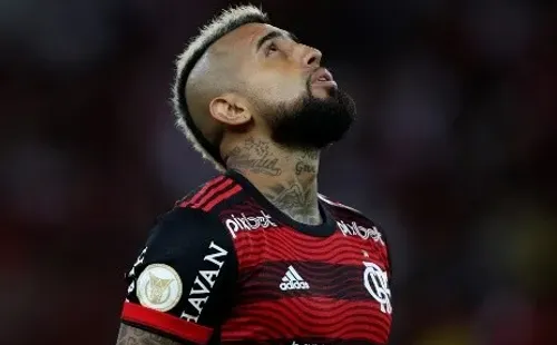 Arturo Vidal no vive sus mejores días en el Flamengo. (Getty Images).