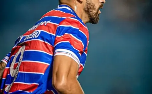 El Gato Lucero en su debut por el Fortaleza de Brasil, que goleó al Atlético Cearense y se instaló en la semifinal del estadual. (Fortaleza Esporte Clube).