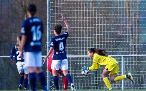 Antonio Canales está teniendo rendimiento en el Real Oviedo Femenino | Foto: Real Oviedo.