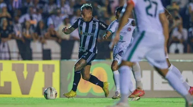 Eduardo Vargas cumplió cien partidos con la camiseta de Atlético Mineiro. Foto: Atlético