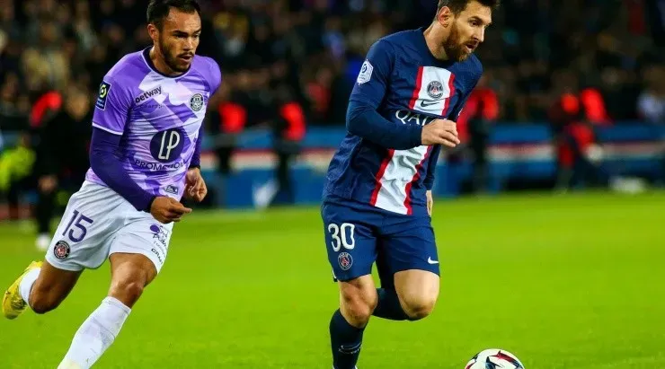 Gabriel Suazo enfrentó a Lionel Messi por primera vez en su carrera. Foto: Imago