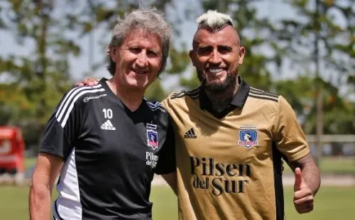 Daniel Morón le dejó claro a Arturo Vidal que tiene las puertas abiertas para volver a Colo Colo. Foto: Comunicaciones Colo Colo.